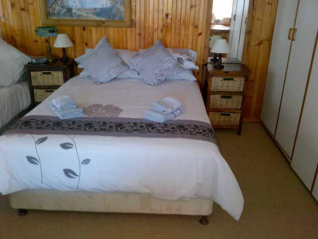 Tertia'S Logcabin Port Alfred Room photo